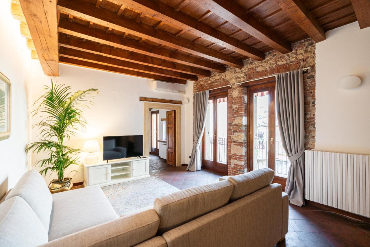 Domus Verona - Residenza Merici Bagian luar foto
