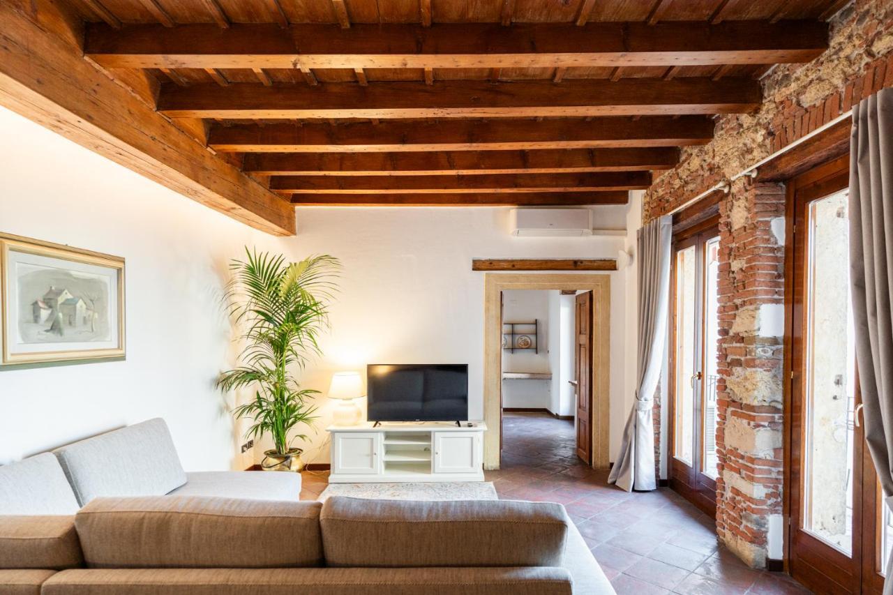 Domus Verona - Residenza Merici Bagian luar foto