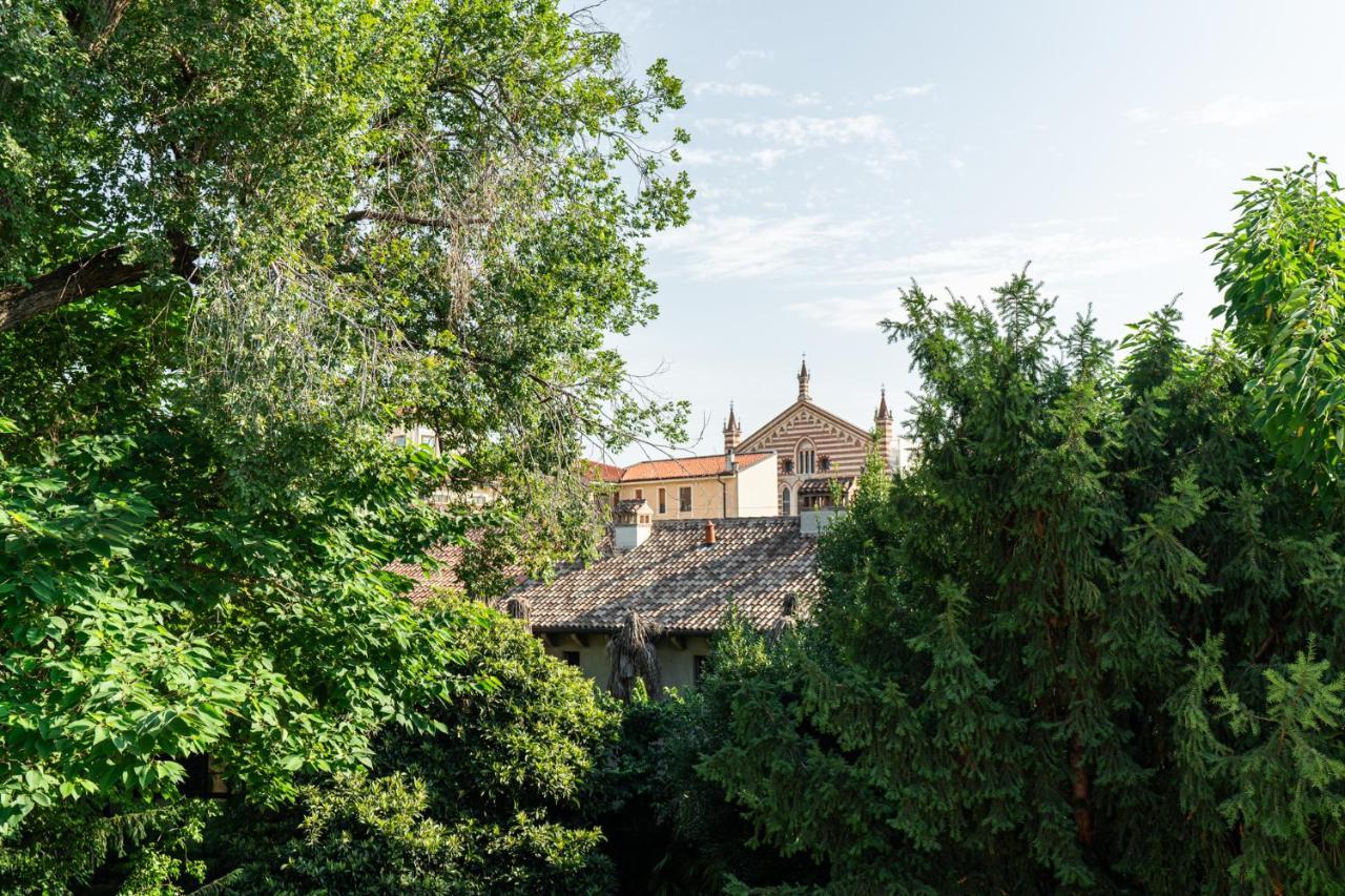 Domus Verona - Residenza Merici Bagian luar foto